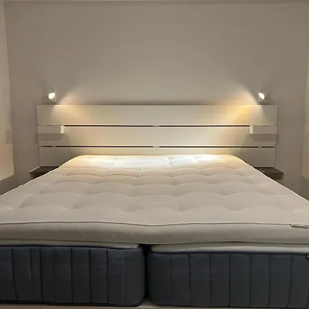 Apartment Sorlandsidyll Med Svommebasseng! *