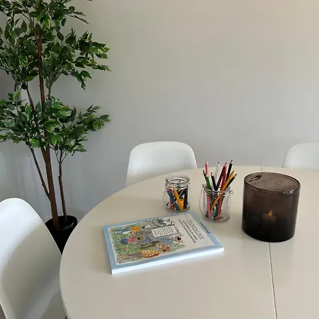 Sorlandsidyll Med Svommebasseng! Apartment