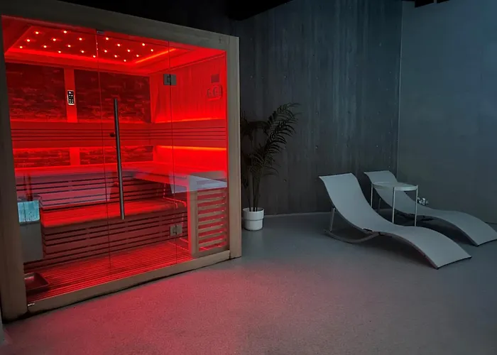 Sorlandsidyll Med Svommebasseng! Lägenhet