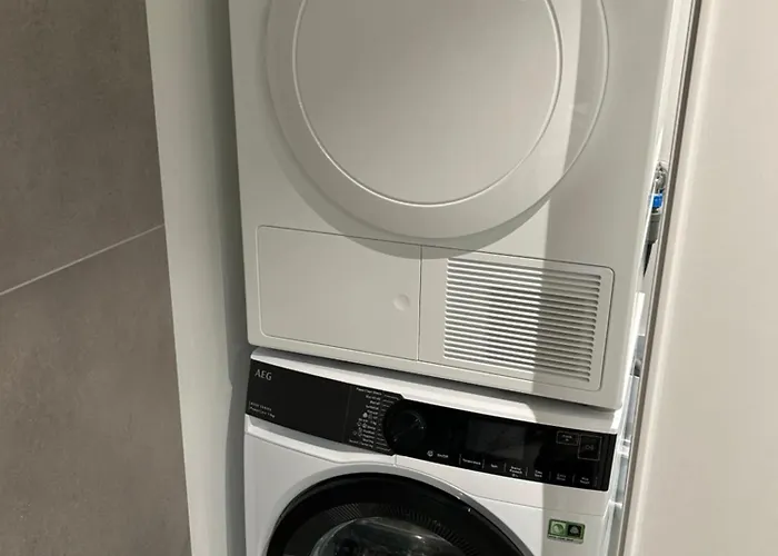 Sorlandsidyll Med Svommebasseng! Lägenhet Kristiansand